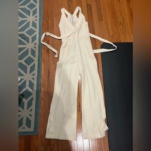 Anthropologie size 4 Linen romper, jumpsuit. Perfect for summer. Wrap look.